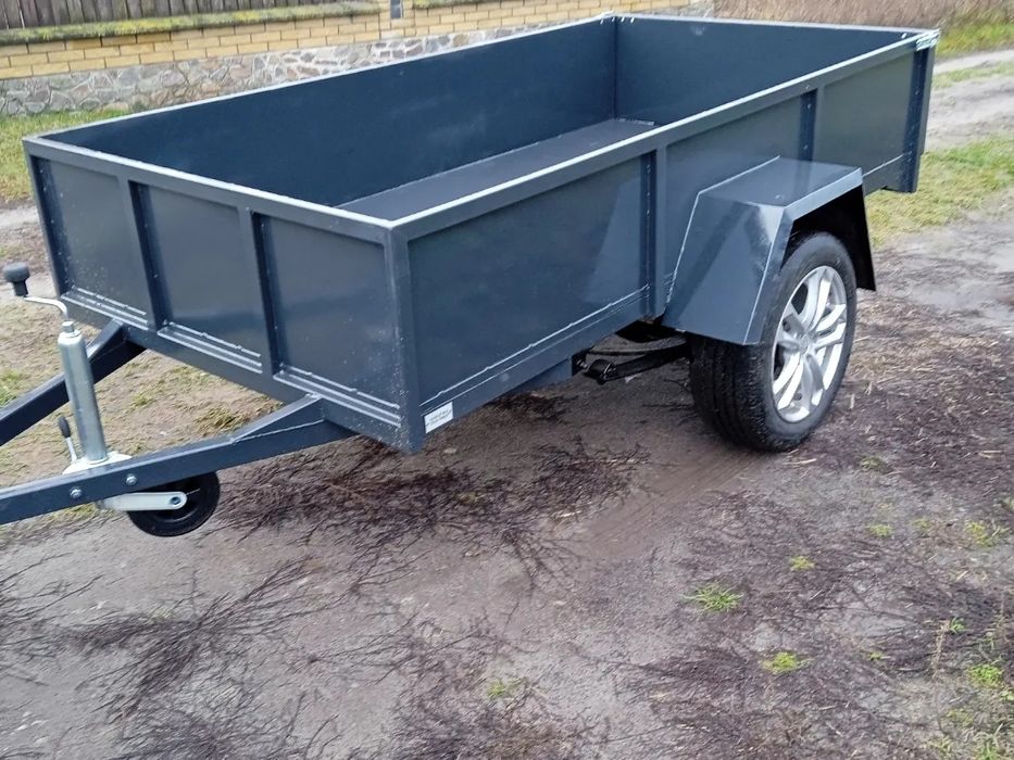 Причепи.  легкові