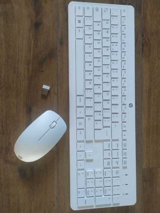 Klawiatura i Mysz HP 230 biały