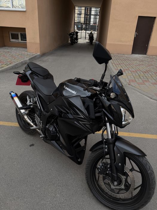Kawasaki свіжо пригнаний уже на обліку