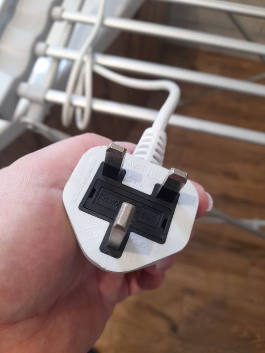Elektryczna suszarka na pranie