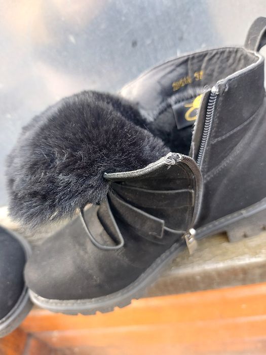 Ботинки майже нові