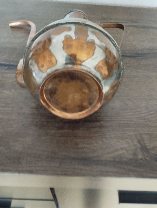 Dzbanek z pokrywką, rękodzieło z Albanii, vintage