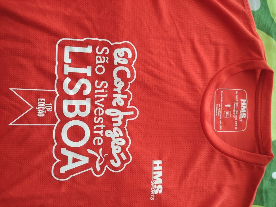 Camisola São Silvestre de Lisboa 2017 - XL - Nova com etiqueta 

Entre