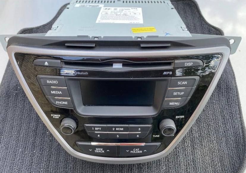 Оригинальная штатная магнитола Hyundai Elantra MD 2013 USA.