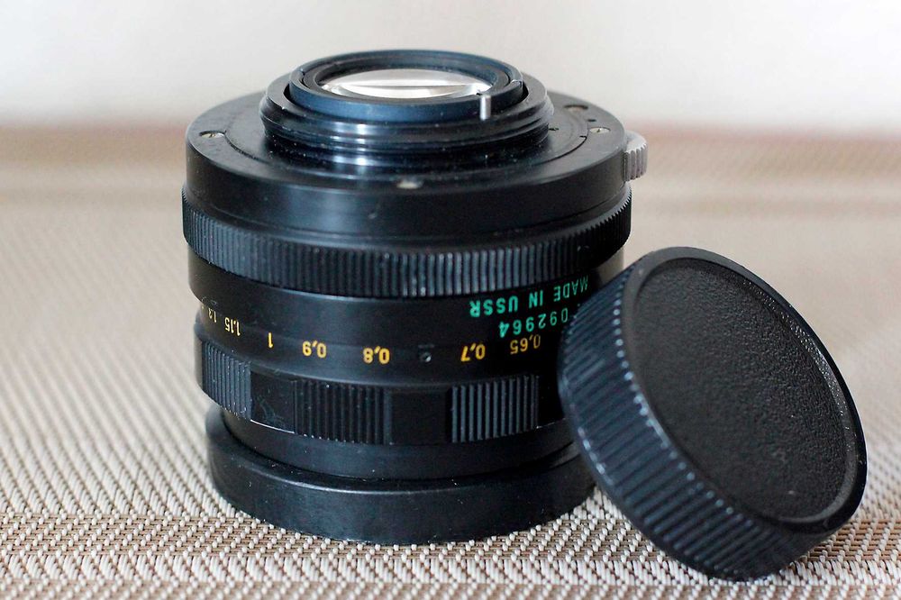 Объектив Helios-44M