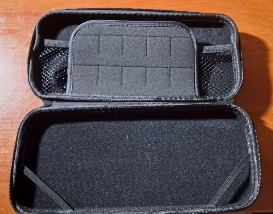 чохол до Nintendo Switch