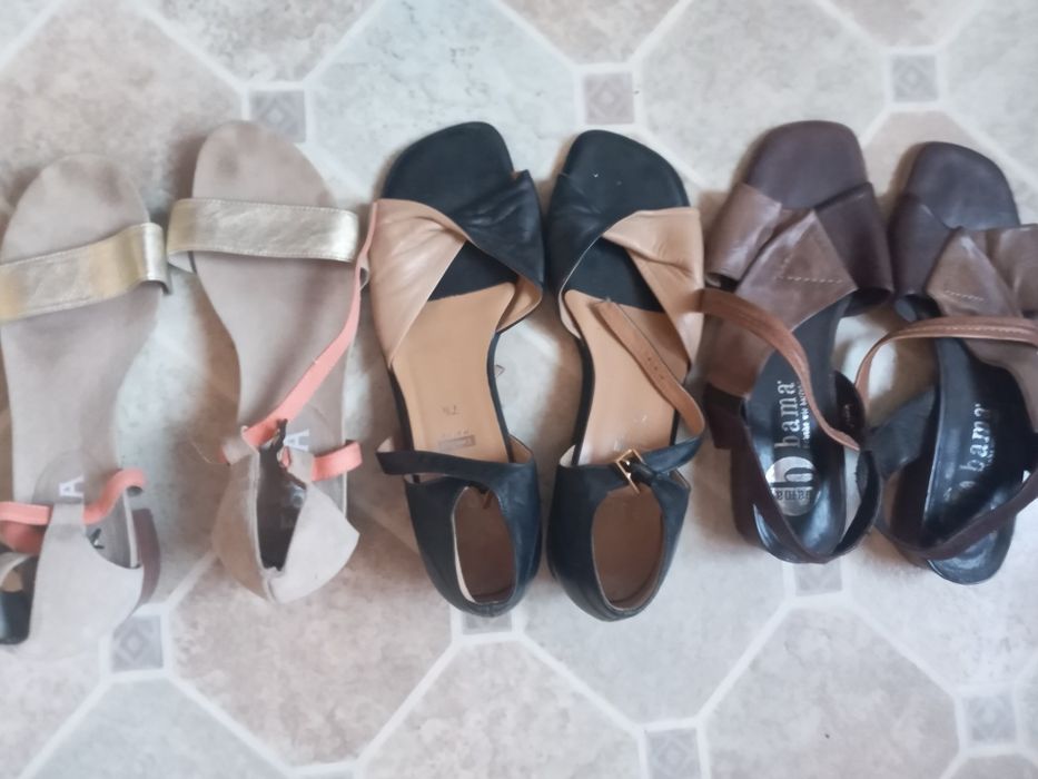 Босоножки,шлепки 26-27см