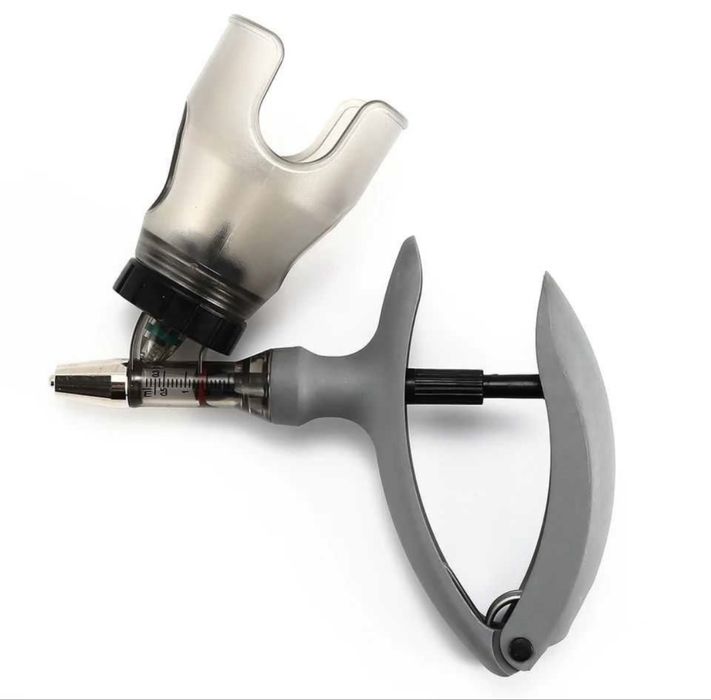 Шприц ветеринарний автоматичний.