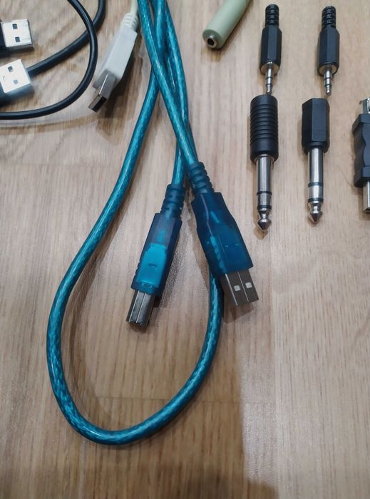 Kable USB + Cinch + przejściówki wysokiej jakości