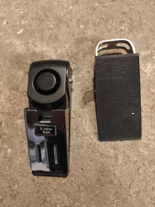 Przenośny alarm klinowy do drzwi | Blokada Doorstop Alarm 120dB