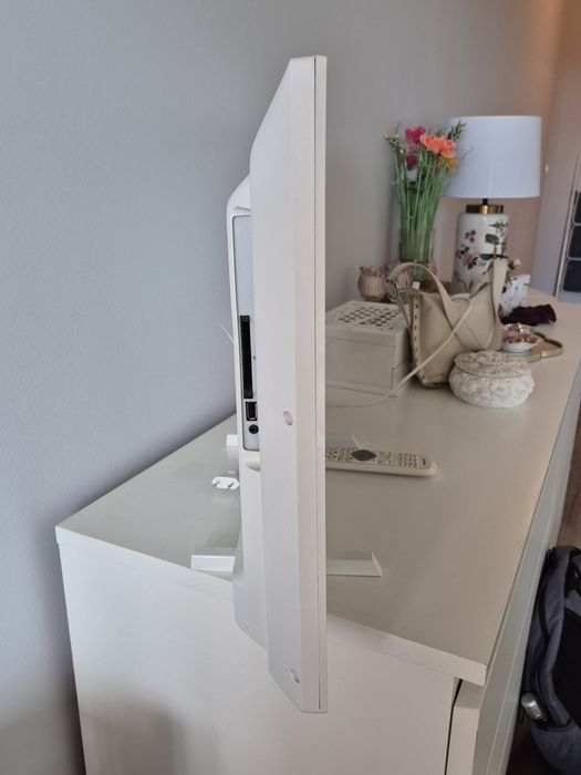 TV Branca Philips