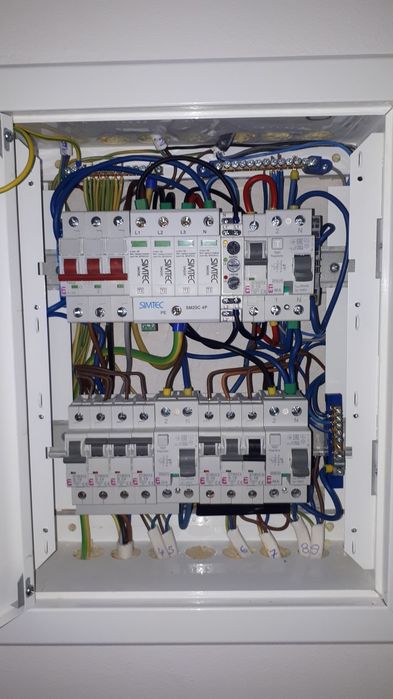 ELEKTRYK Usługi elektryczne, naprawy, pomiary, odbiory, protokoły.