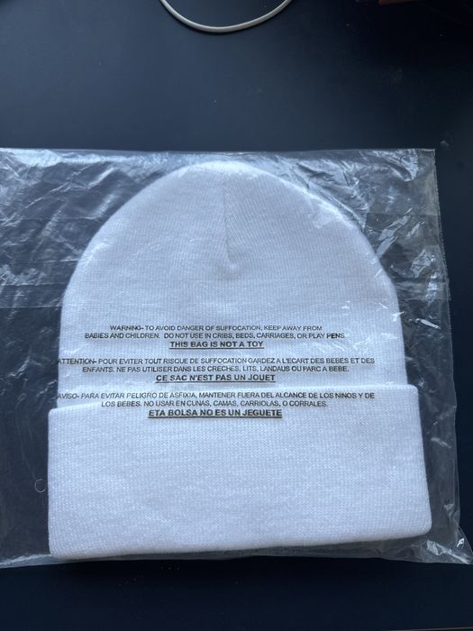 Gorro Supreme Branco/Vermelho
