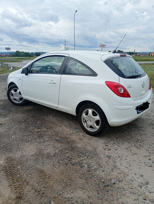 Samochód Osobowy Opel Corsa