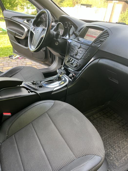 Продам OPEL  INSIGNIA
