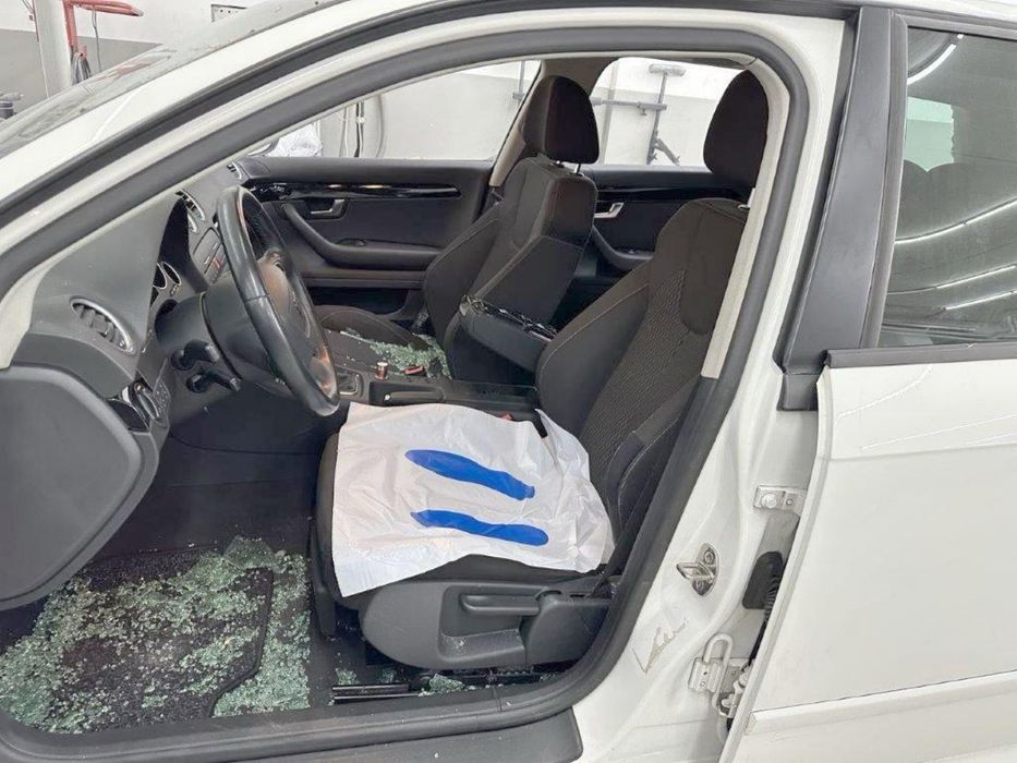 SEAT EXEO listwy drzwi deski dekory ozdobne czarny połysk BLACK PIANO