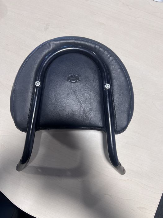 Harley-Davidson (Оригінал / Sissy Bar)спинка на сидіння мотоцикла