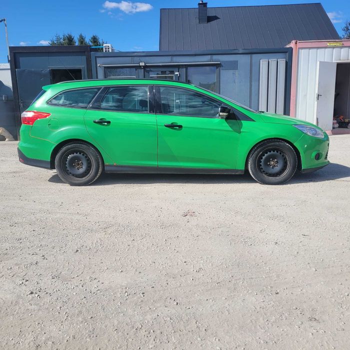 Ford Focus Kombi 04