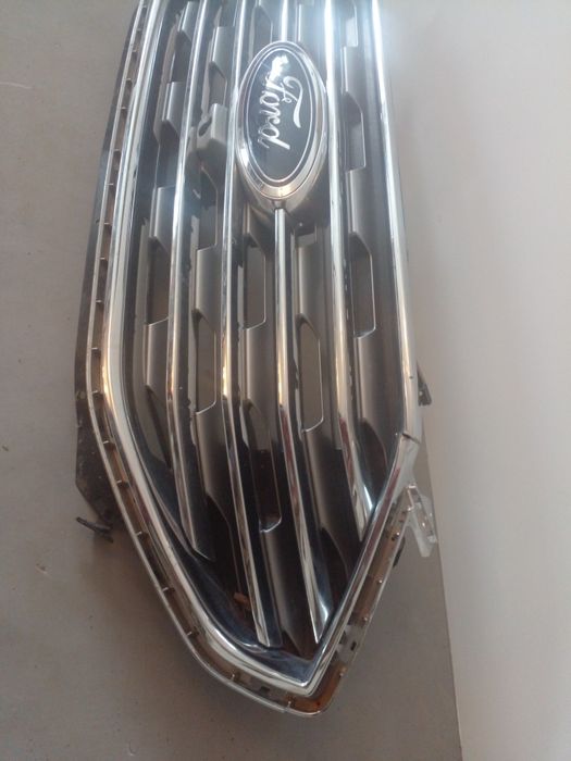 Решітка радіатора Бампера Ford Edge Форд Эдж 2015-2018,2018-2024.