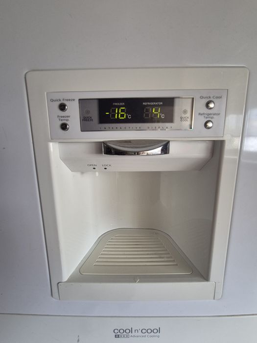Frigorífico Samsung Volume Líquido Total: 501 Litros