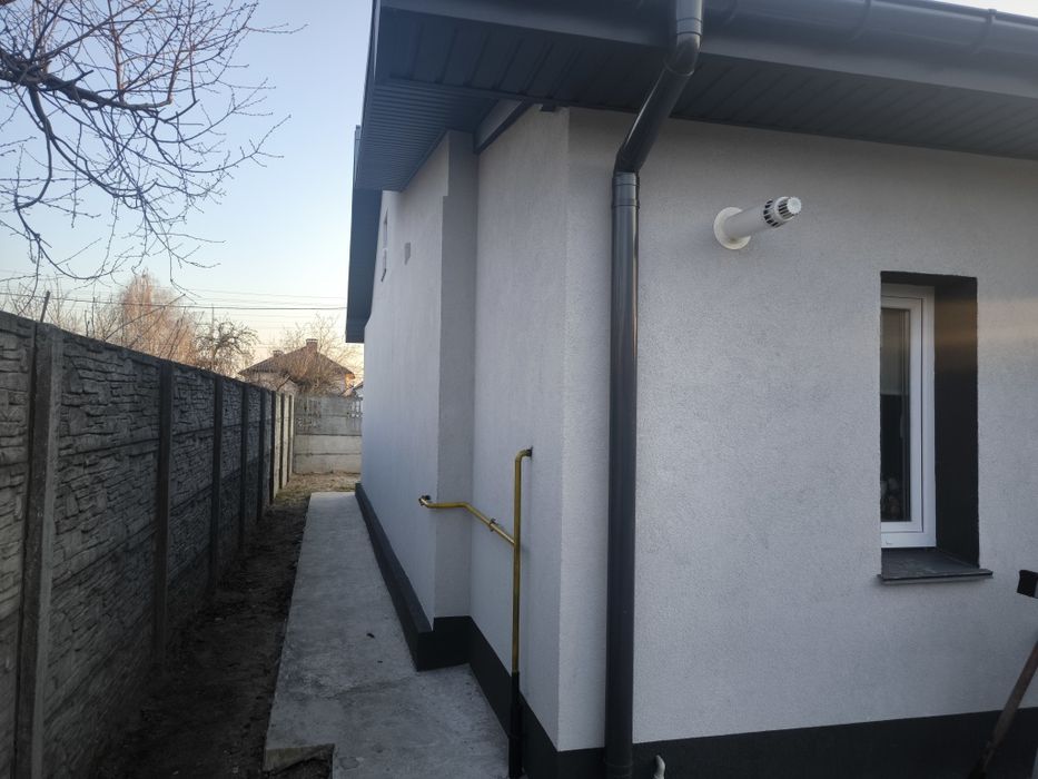 Продам   будинок Бровари з земельною ділянкою, газ, центральне водопостачання