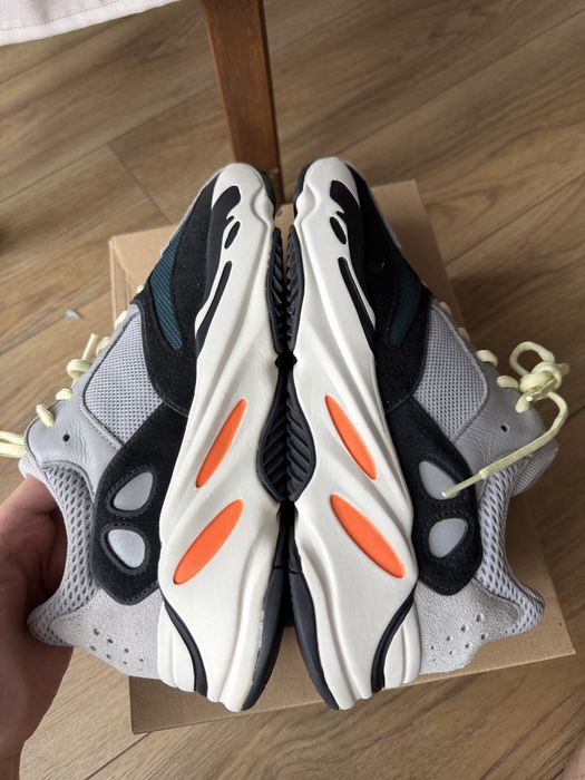 Adidas Yeezy Boost 700 V1 Wave Runner buty sneakersy daddy shoes szare 45 1/3