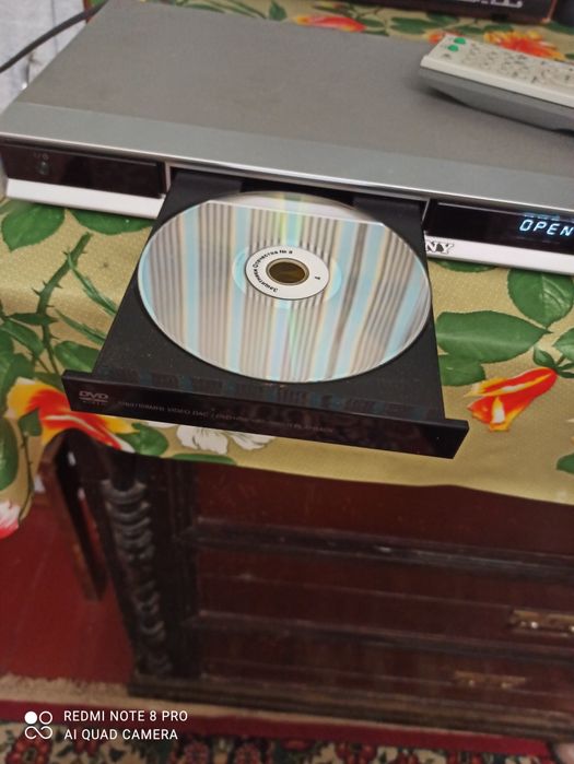 Продам двд проигрыватель sony