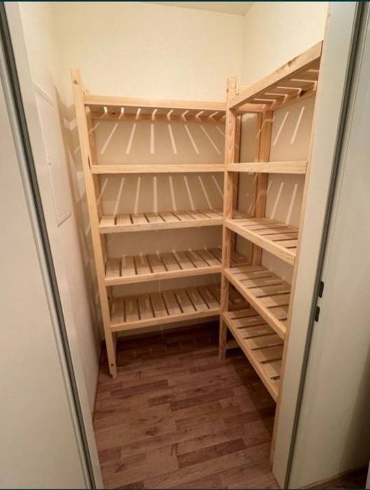 Solidny regał drewniany do spiżarni każdy wymiar