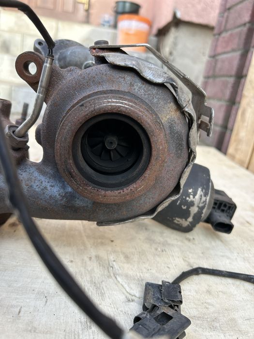 Турбіна 2.0 TDI 103 kw CBA CBAB VW Passat B6 B7 Golf 6 Tiguan Touran