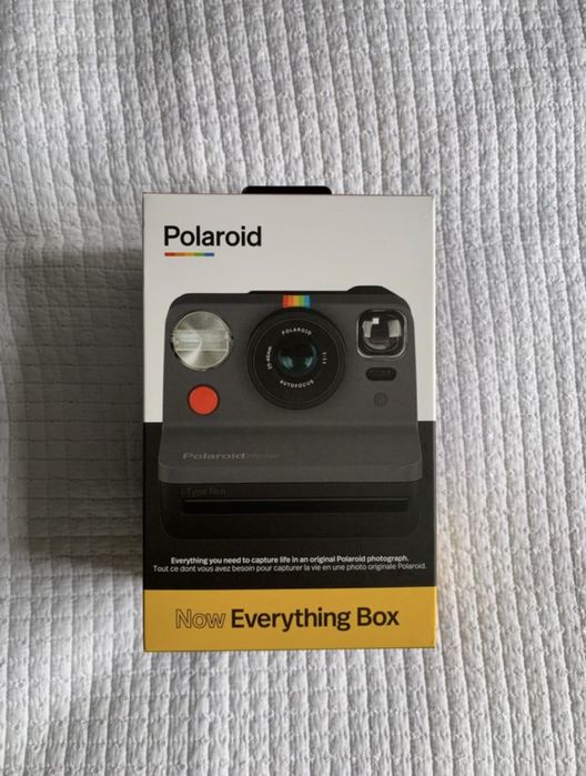 NOVA câmara Polaroid Now everything box