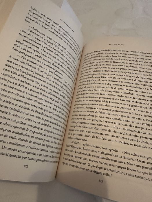 Eclipse do sol | Arthur Koestler