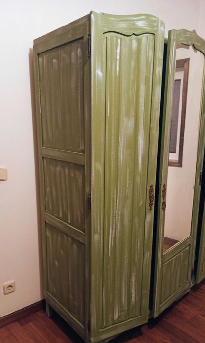 Roupeiro pintado em DIY