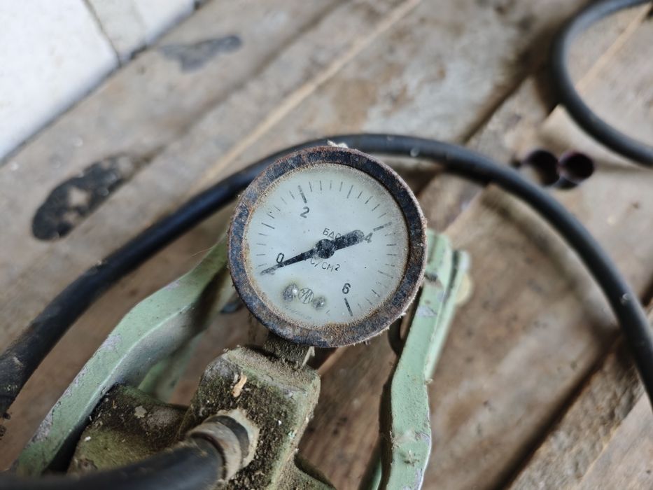 Solidna pompka nożna ZSRR