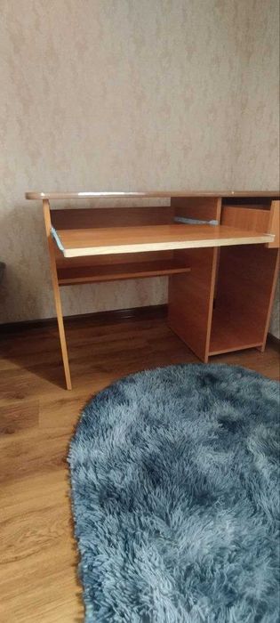 Продам дитячий письмовий стіл