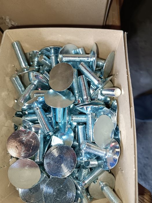 Болти,гайки,закльопки,шайби...