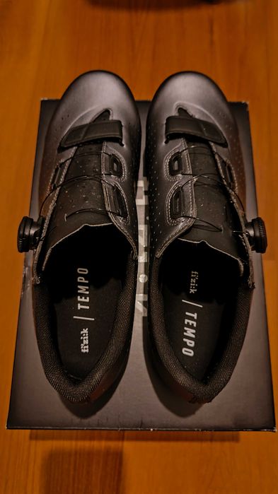 Sapatilhas fizik tempo overcurve r5