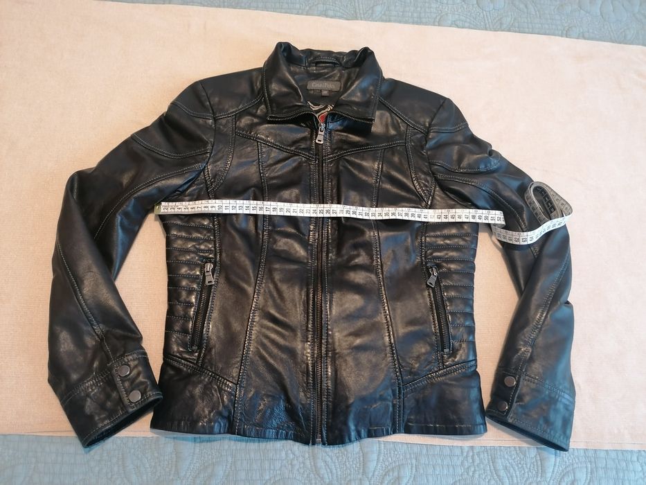 Blusão preto de pele genuína