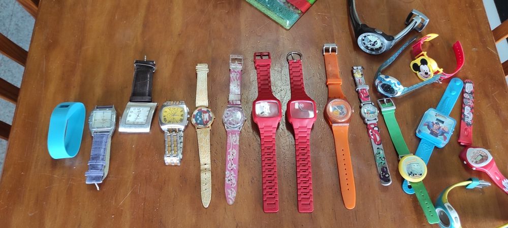 Relógios de pulso varios