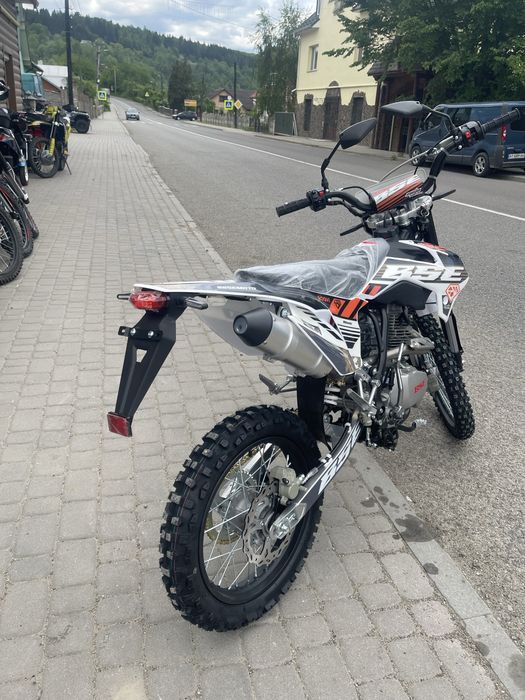 Мотоцикл BSE S1-150