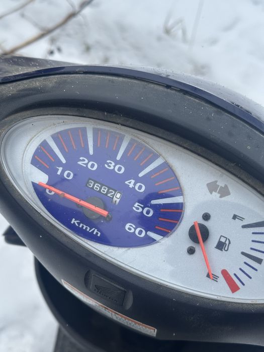 Продам скутер honda dio af57