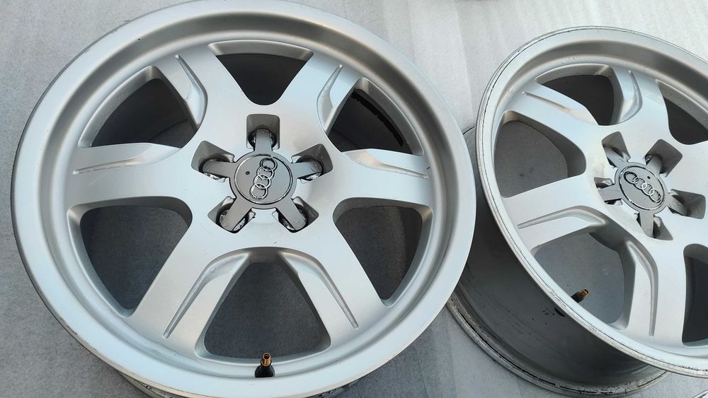 Felgi Aluminiowe Audi A5   A4 B8  16 5x112 7,5j ET28 MB