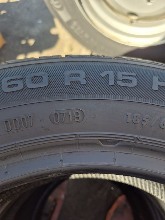 Opony letnie Uniroyal RainExpert 3 185/60 R15 84H | Komplet 4 szt. (DOT 0719, ~7.8 mm)