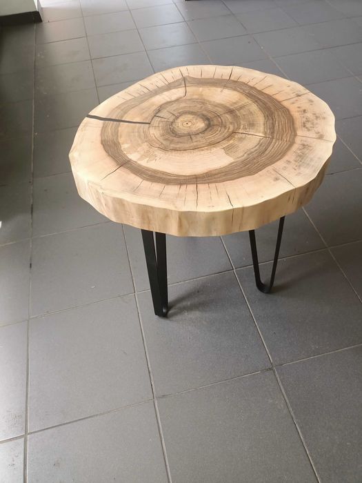 Stoliki kawowe z drewna