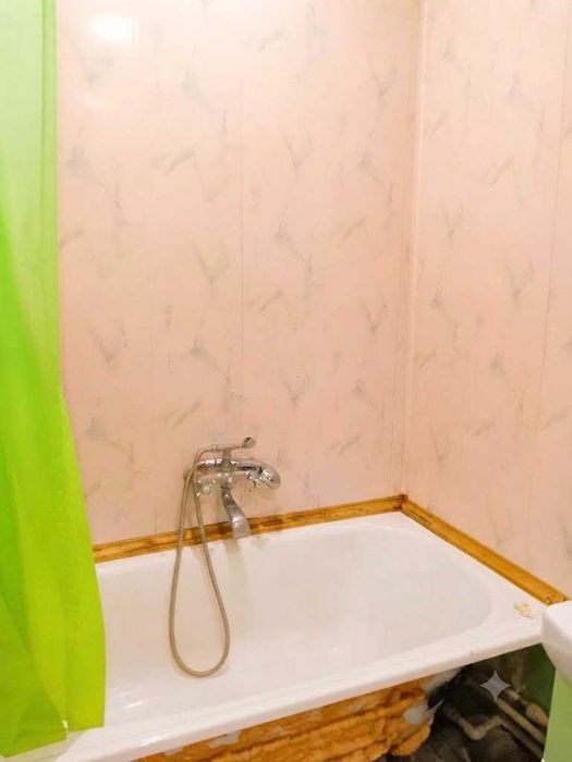 Продам 2 кімнатну квартиру в історичному центрі, р-н Валу