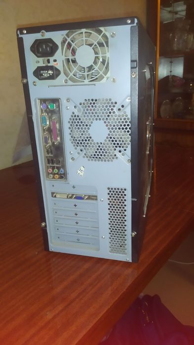 Продам компьютер б/у