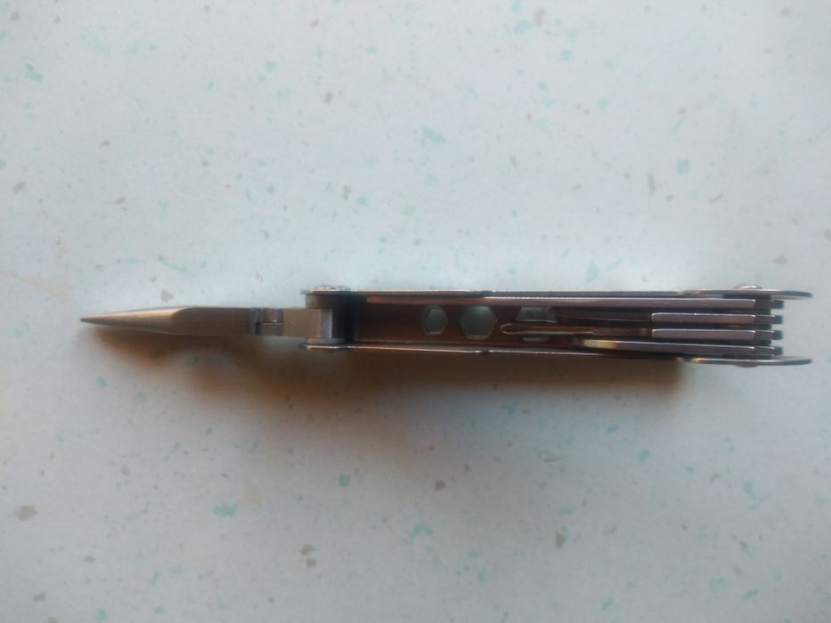 Multitool tool kombinerki