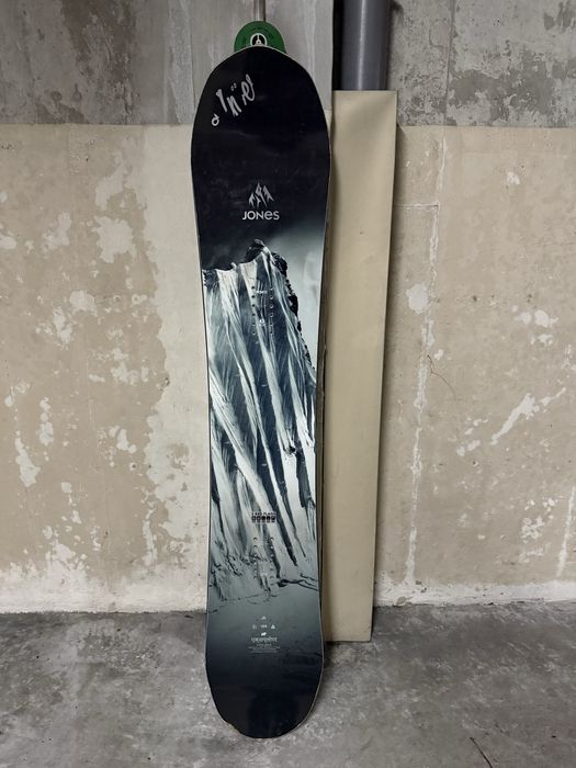 Prancha snowboard Jones Explorer 159