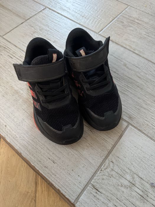 Кросівки кеди взуття Adidas marvel spiderman 30 р.