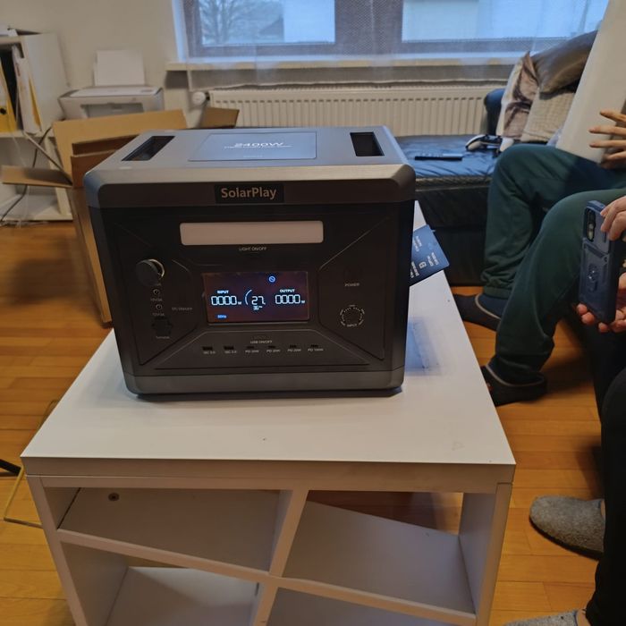 В Наличии SolarPlay Q2501 2160 Wh Powerstation мощная  зарядная станция 2160 Wh 2400 W
