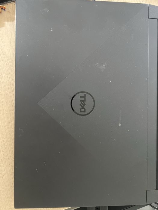 Laptop dell inspiron G15